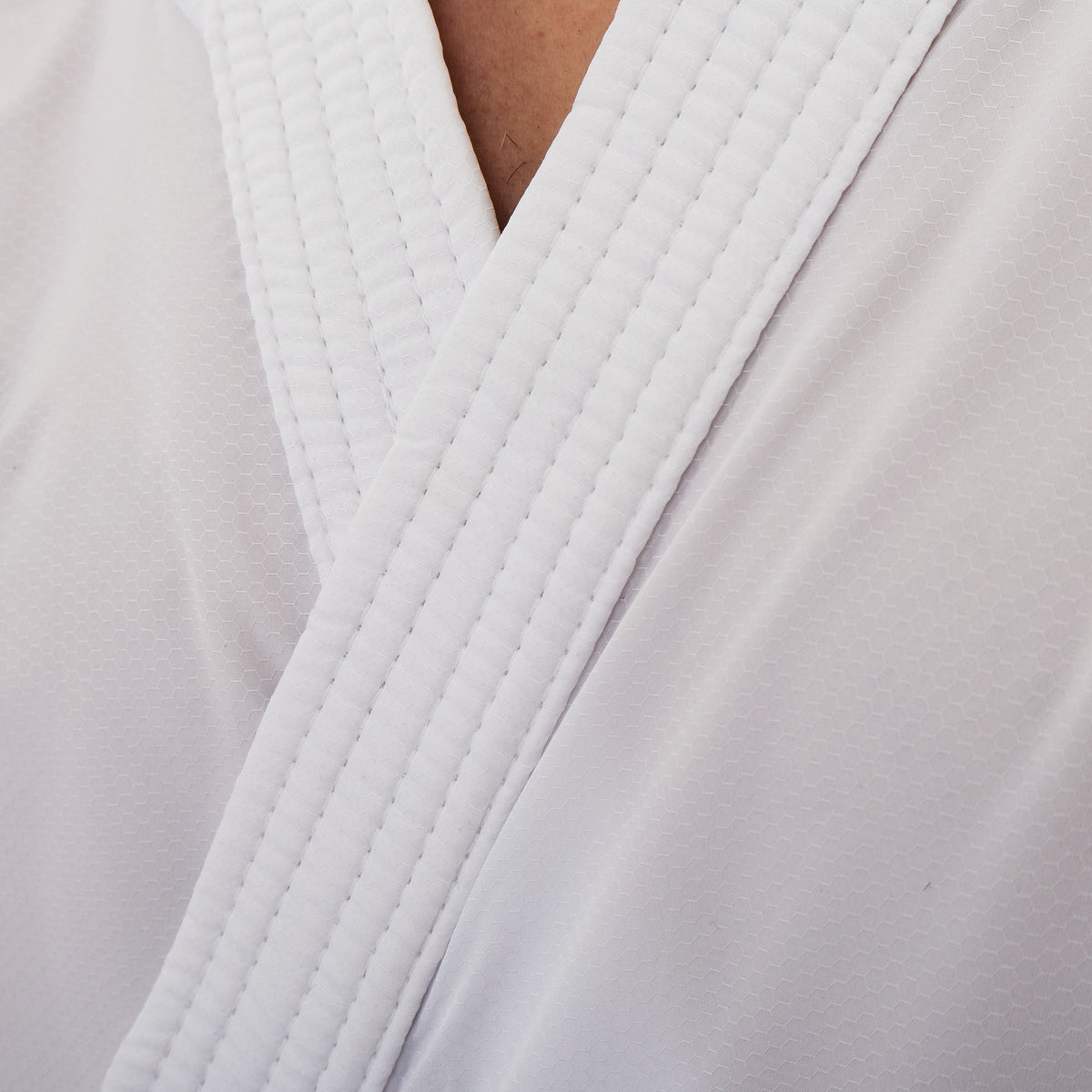 WKF INAZUMA PREMIUM KUMITE GI PAKKET - 6OZ